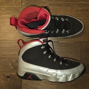 Jordan 9 Johnny Kilroy